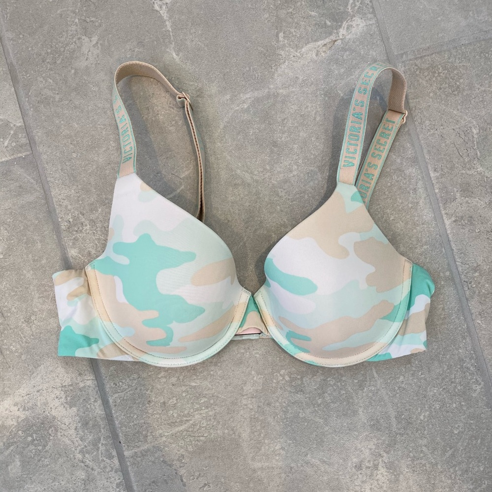 Victoria’s Secret Bra